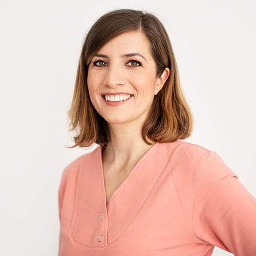 Dr. Christiane Ravens Mitarbeiterin: Nicole Feuerstein